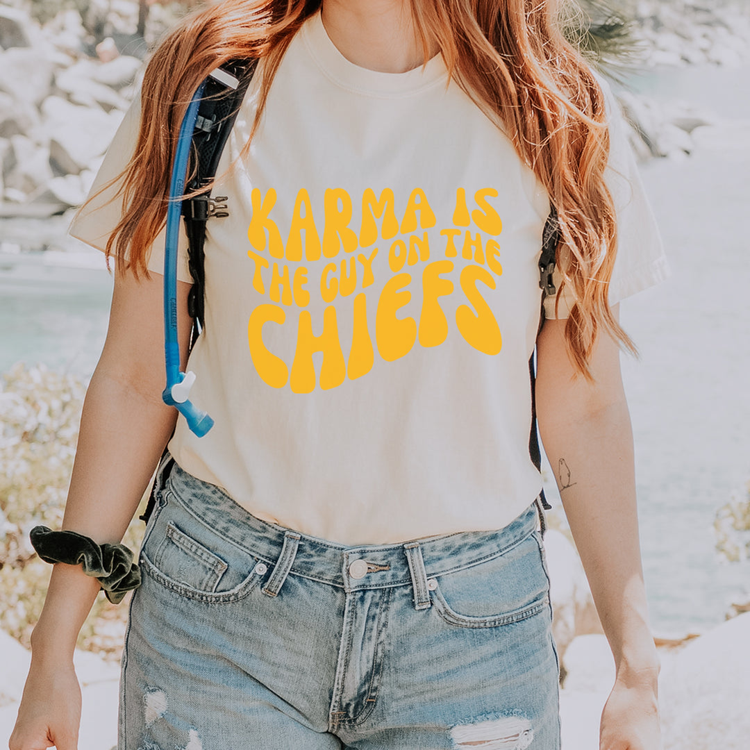 Karma Is The Guy On The Chiefs Boyfriend Vintage Soft Unisex T-shirt 