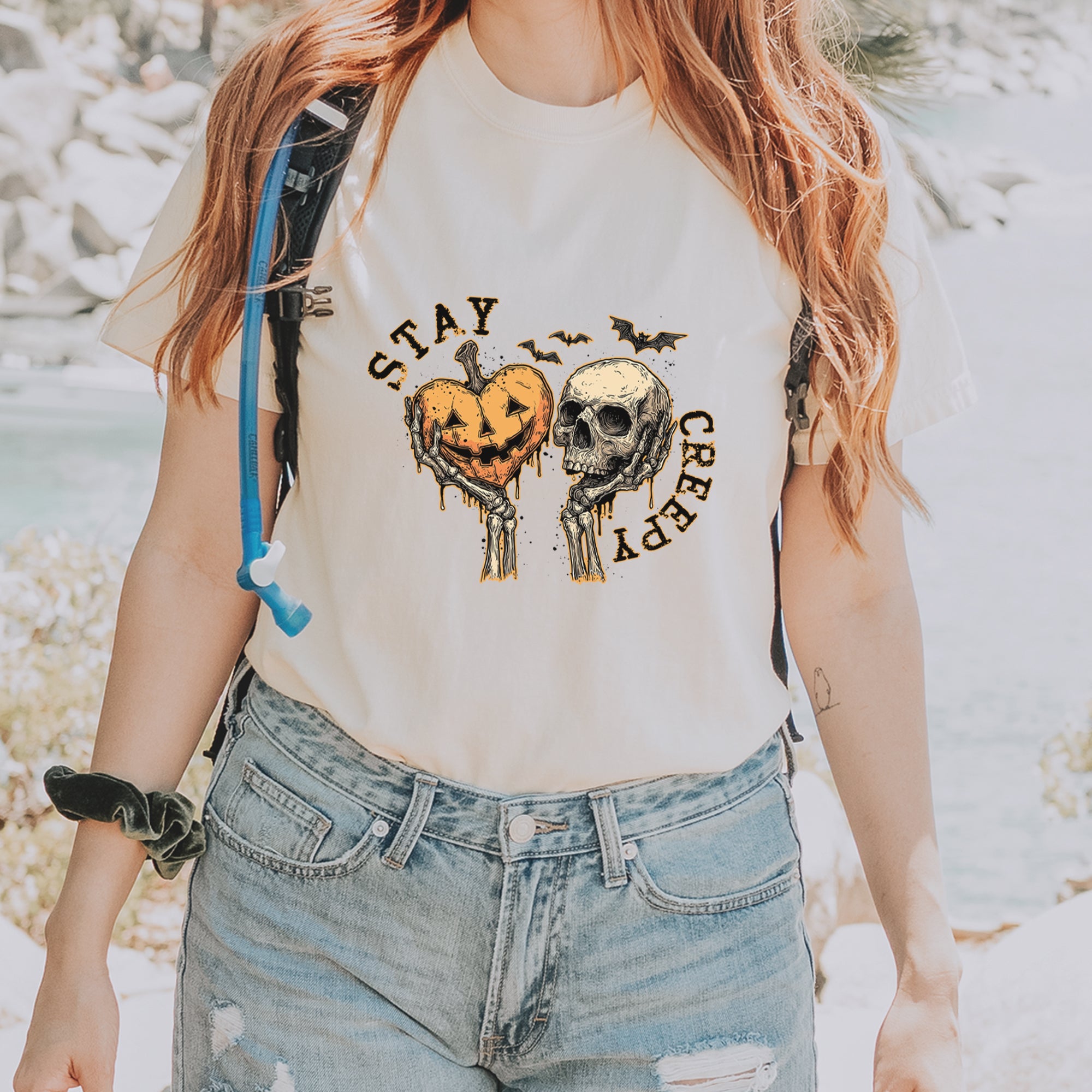 Stay Creepy Skull and Pumpkin Halloween Vintage Soft Unisex T-shirt 