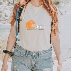 Pumpkin Pacman Chasing Ghosts Halloween Vintage Soft Unisex T-shirt 