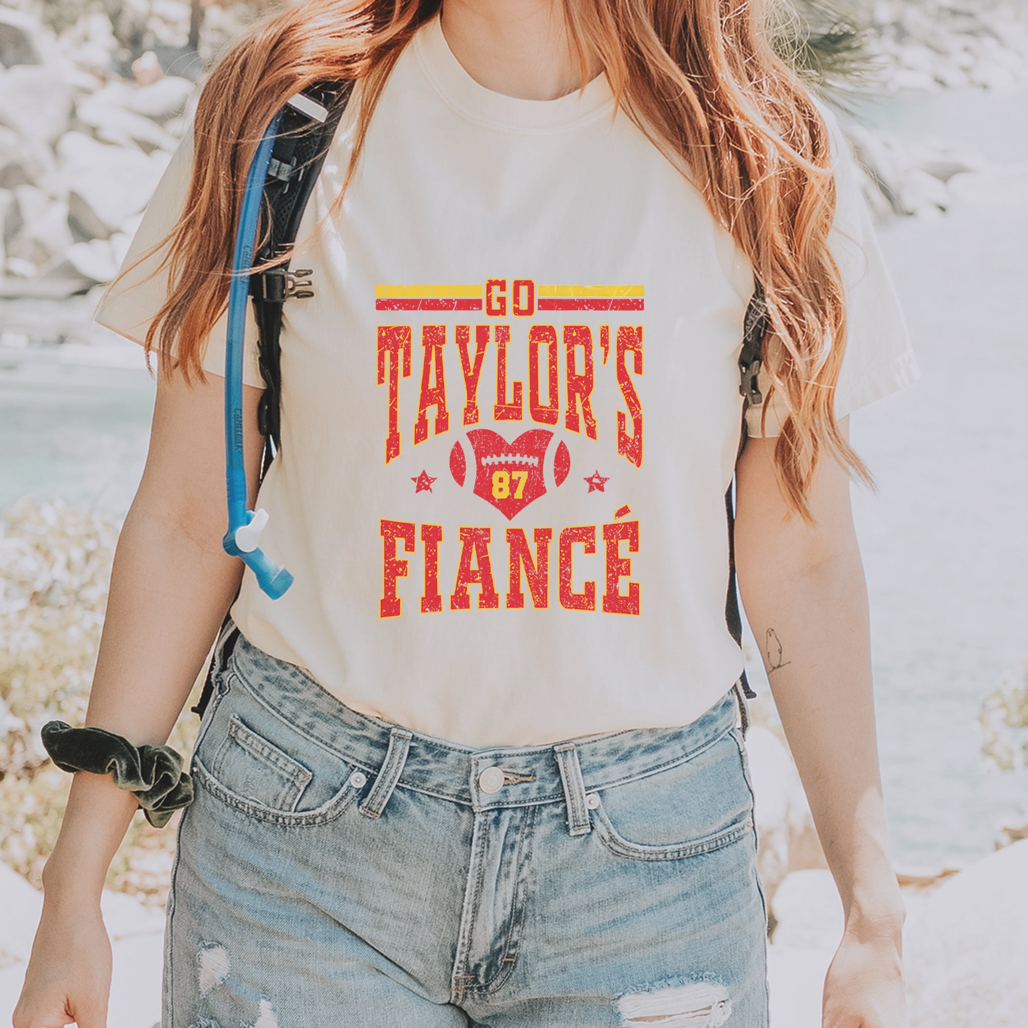 Go Taylor's Fiancé Engagement Game Day Vintage Soft Unisex T-shirt 