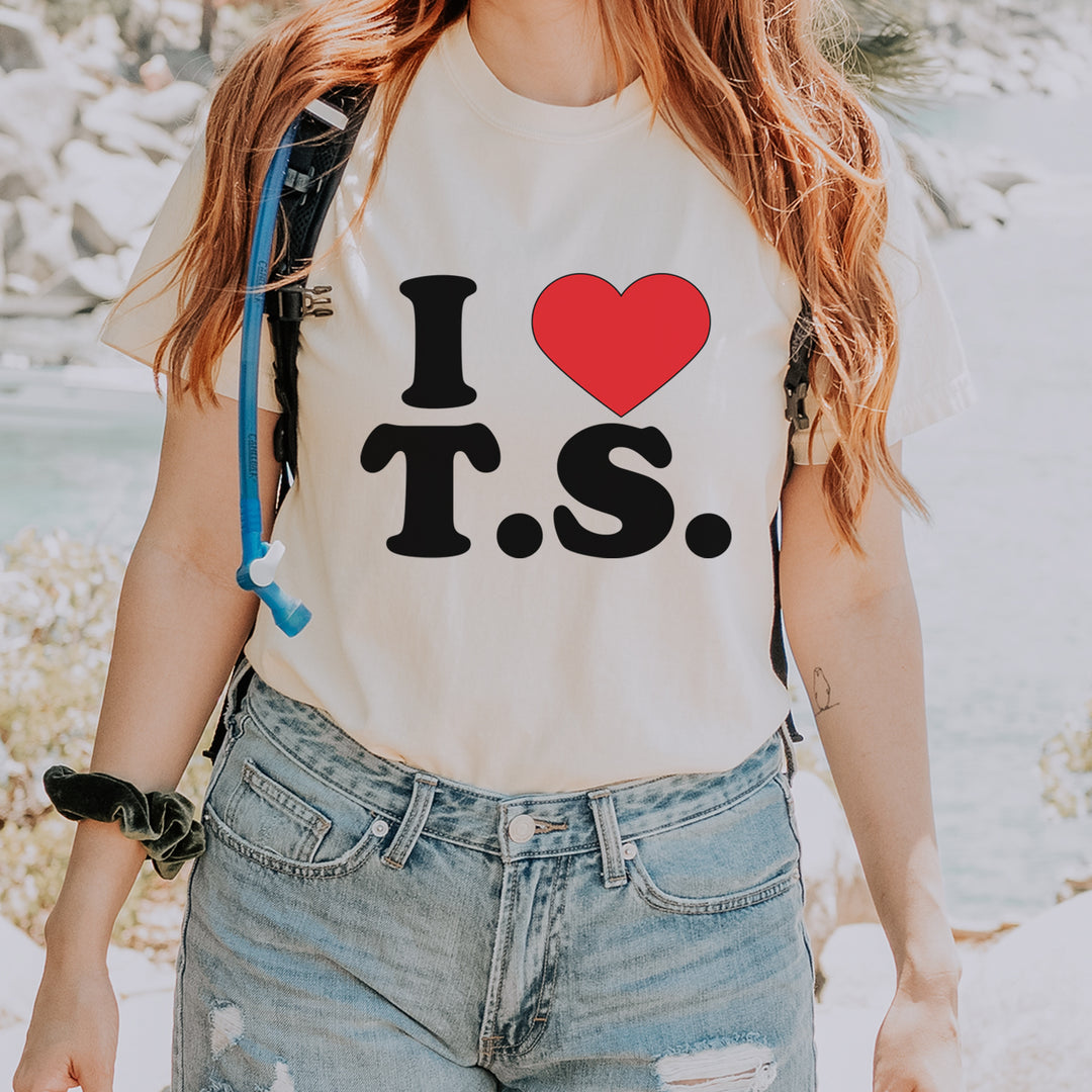 I Heart T.S. Concert Music Lover  Vintage Soft Unisex T-shirt