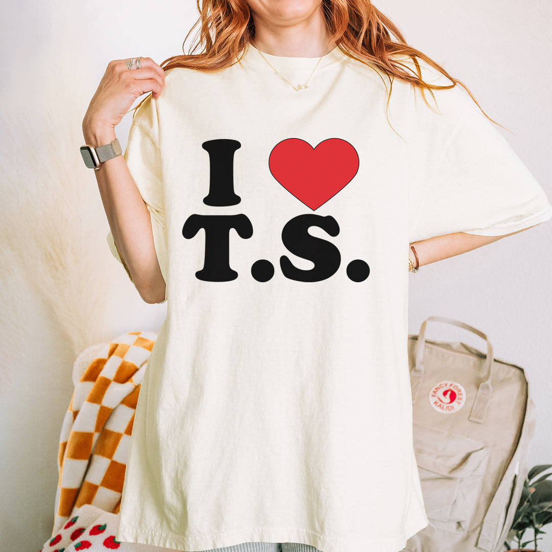 I Heart T.S. Concert Music Lover  Vintage Soft Unisex T-shirt