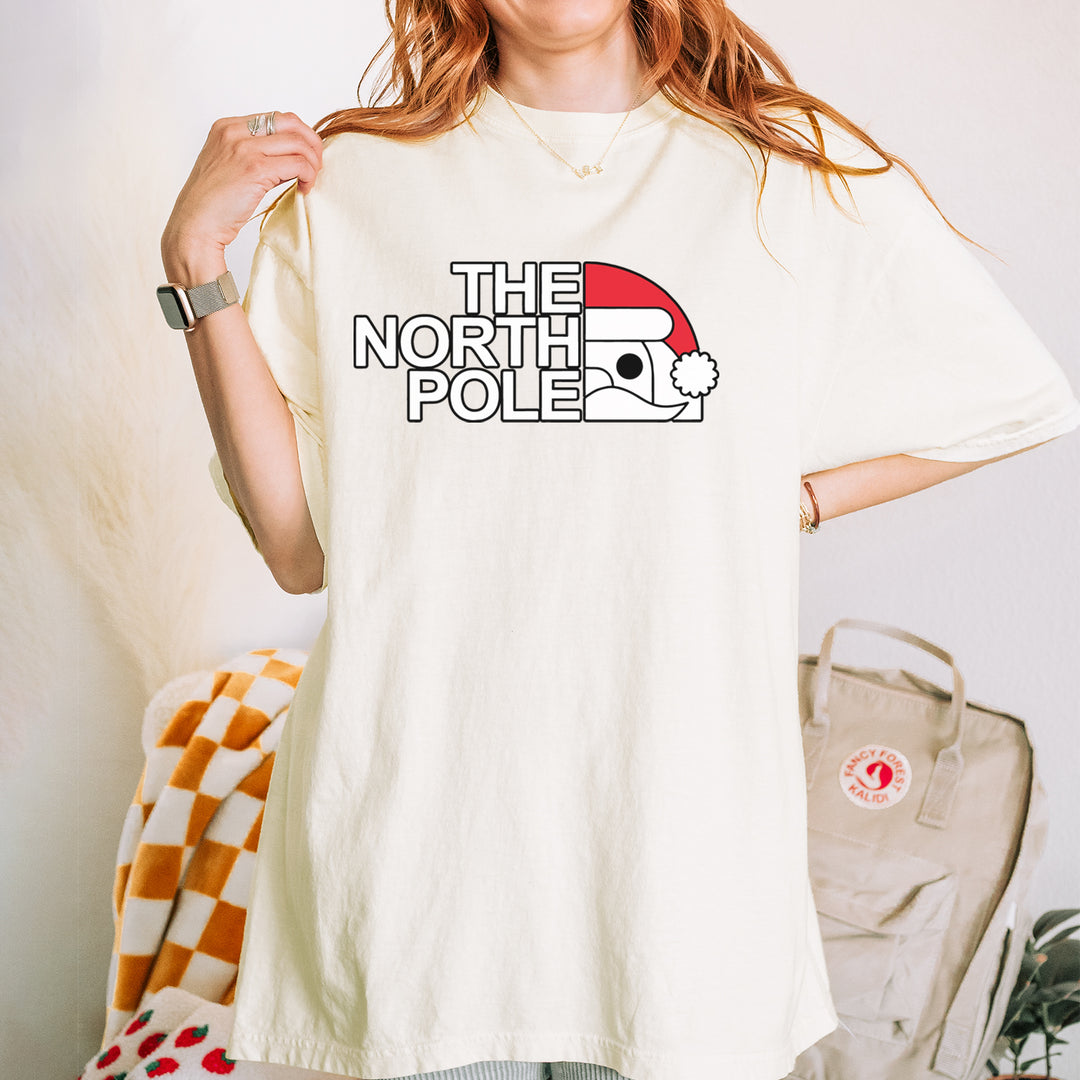The North Pole Santa Face Vintage Soft Unisex T-shirt 