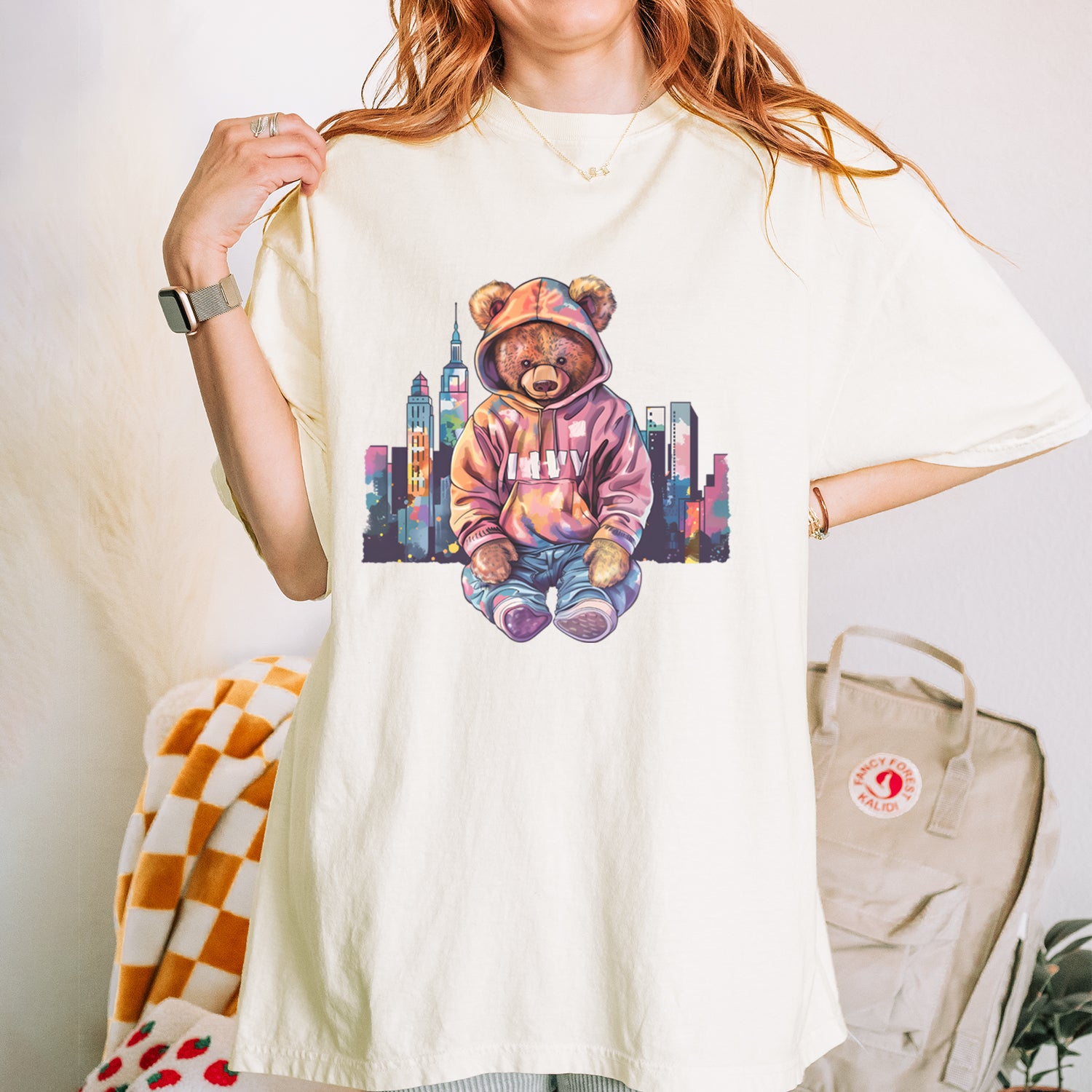 City Skyline Urban Graffiti Bear Vintage Soft Unisex T-shirt 