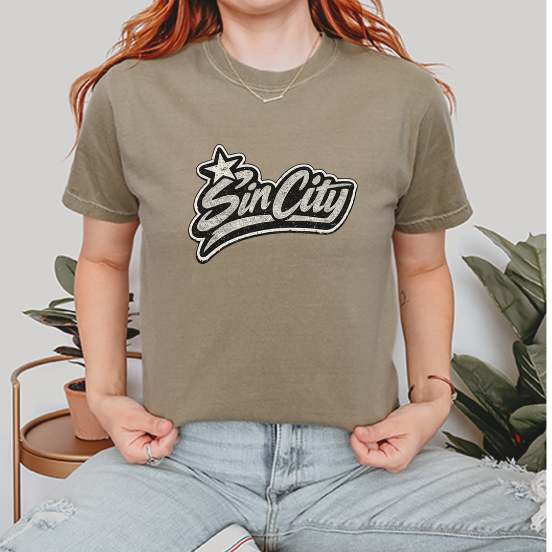 Sin City Vegas Retro Vintage Vintage Soft Unisex T-shirt 