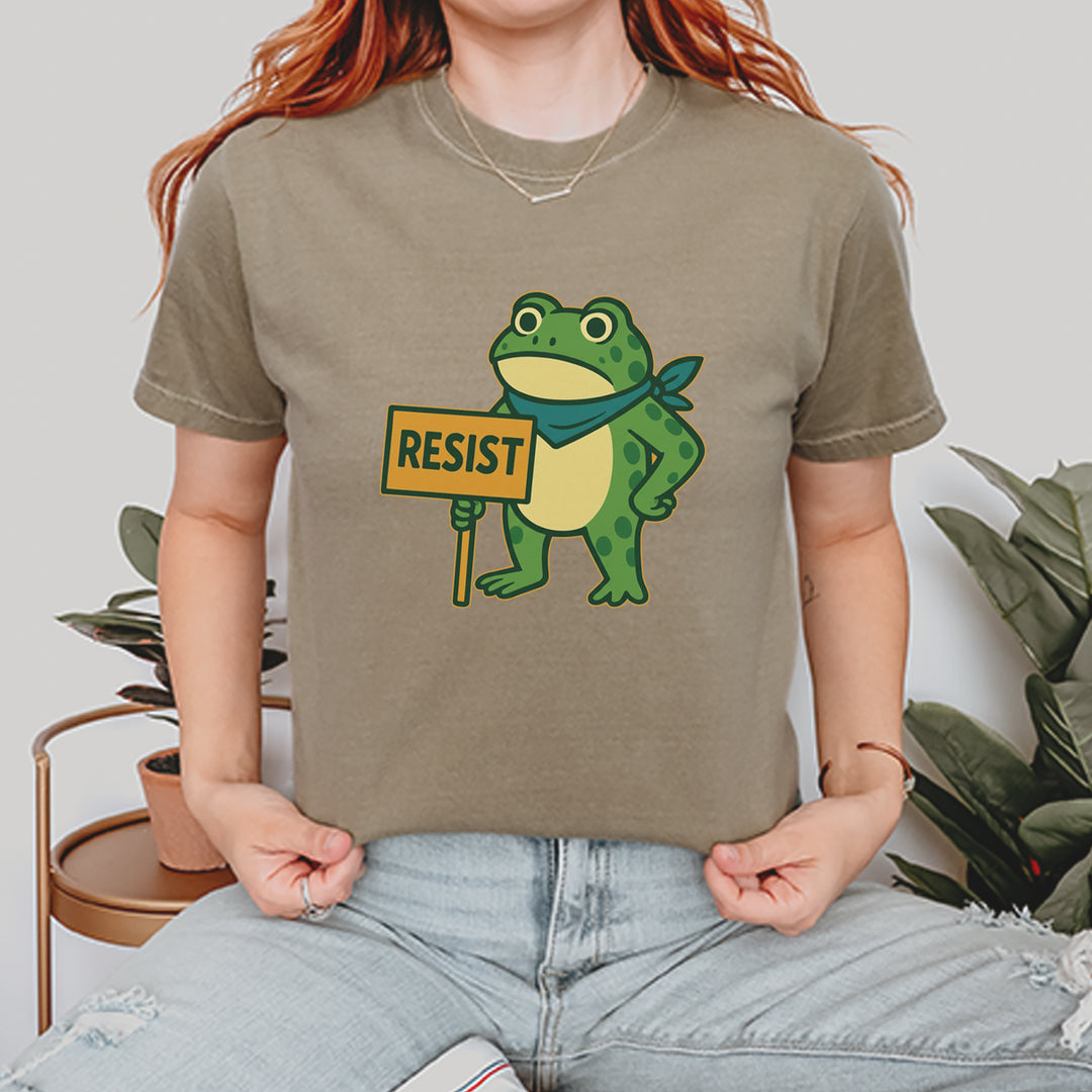 Sign Resist Meme Frog Protest Vintage Soft Unisex T-shirt 