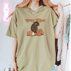 Punch Stay Kind Macaque Vintage Soft Unisex T-shirt 
