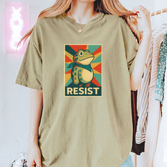 Resist Portland Protest Frog Vintage Soft Unisex T-shirt 