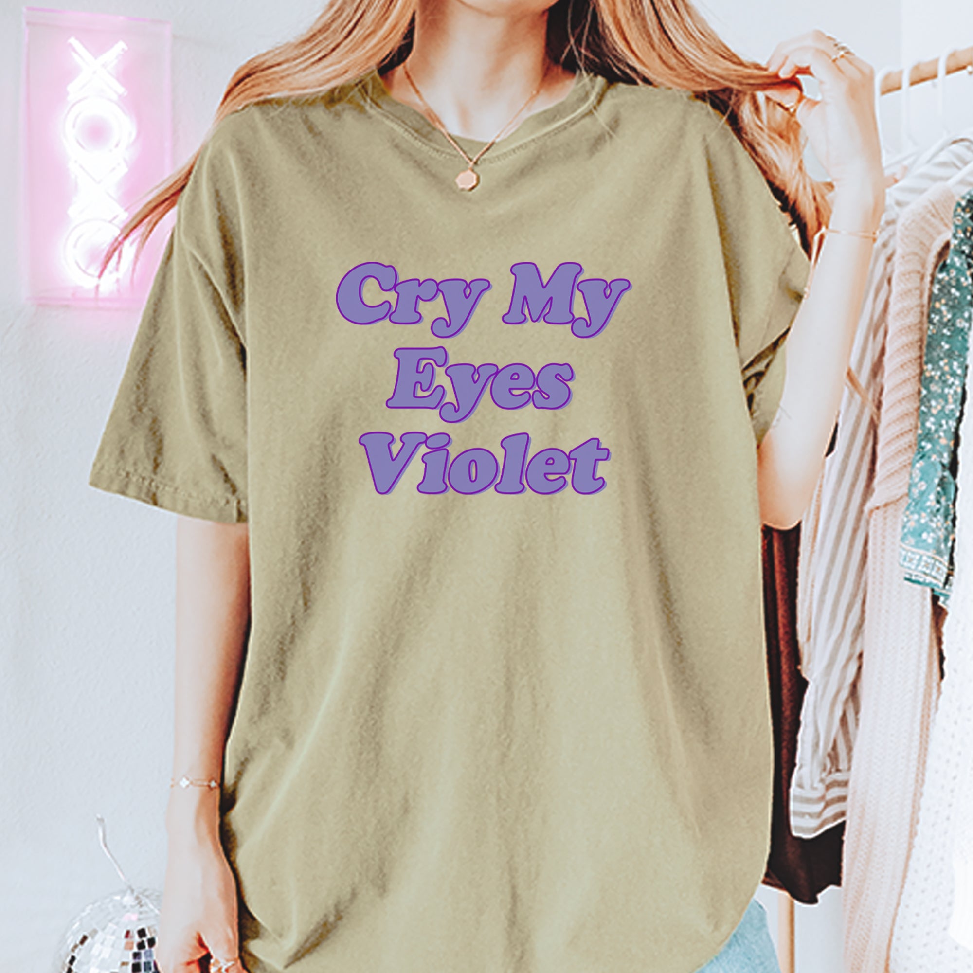 Cry My Eyes Violet Drama Queen Vintage Soft Unisex T-shirt 