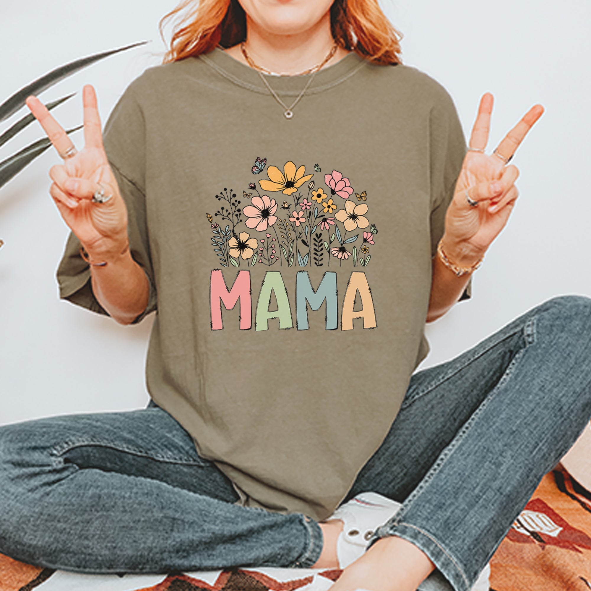 Mama Wildflower Retro Flower Vintage Soft Unisex T-shirt 