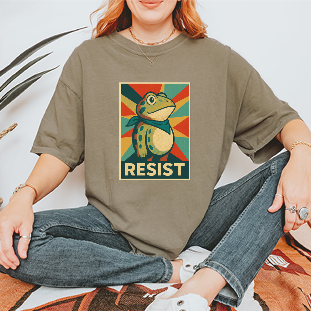 Resist Portland Protest Frog Vintage Soft Unisex T-shirt 