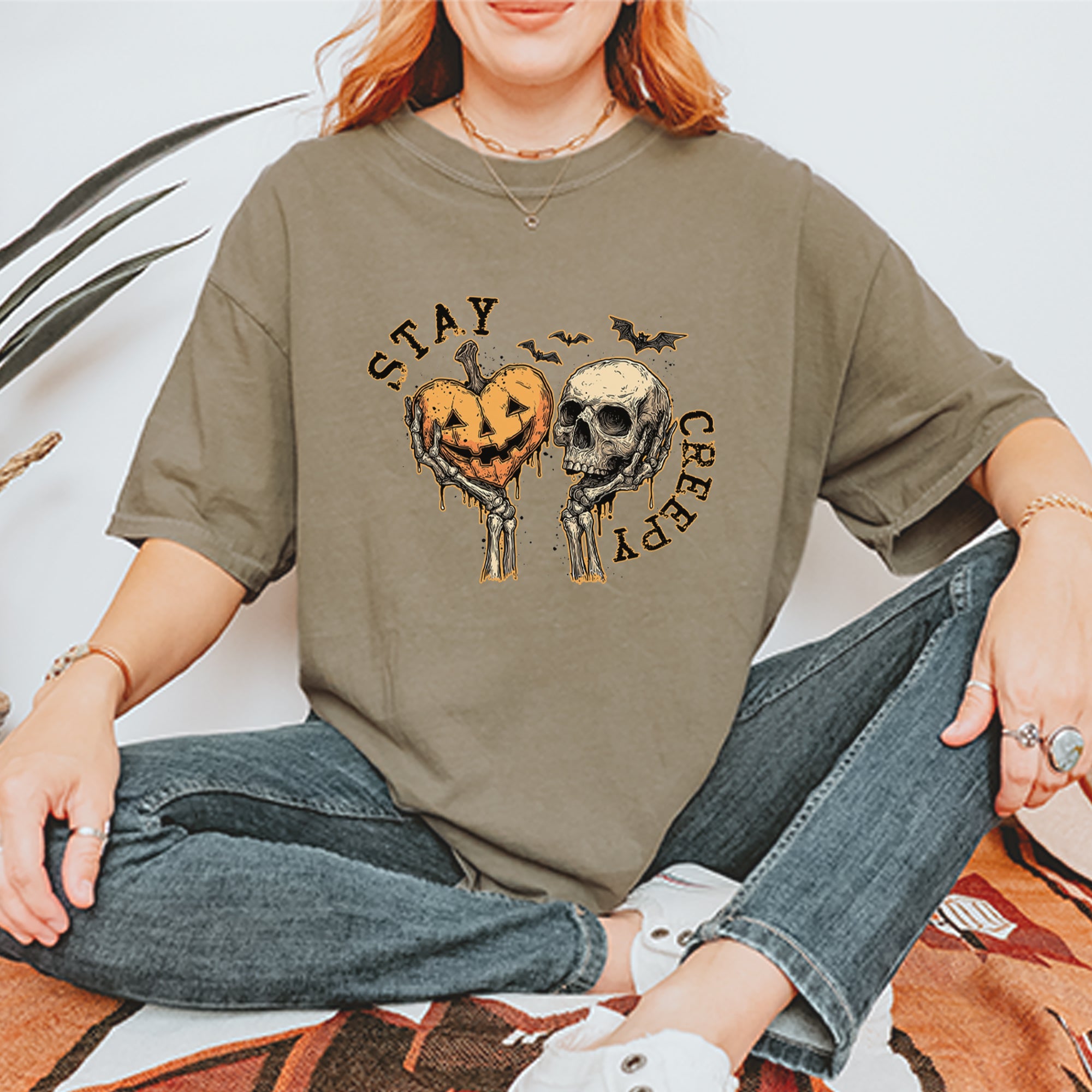 Stay Creepy Skull and Pumpkin Halloween Vintage Soft Unisex T-shirt 
