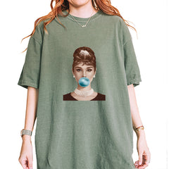 Audrey Hepburn Chewing Bubble Gum American Icon Vintage Soft Unisex T-shirt Moss