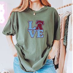 Love Philly Liberty Bell Vintage Soft Unisex T-shirt 