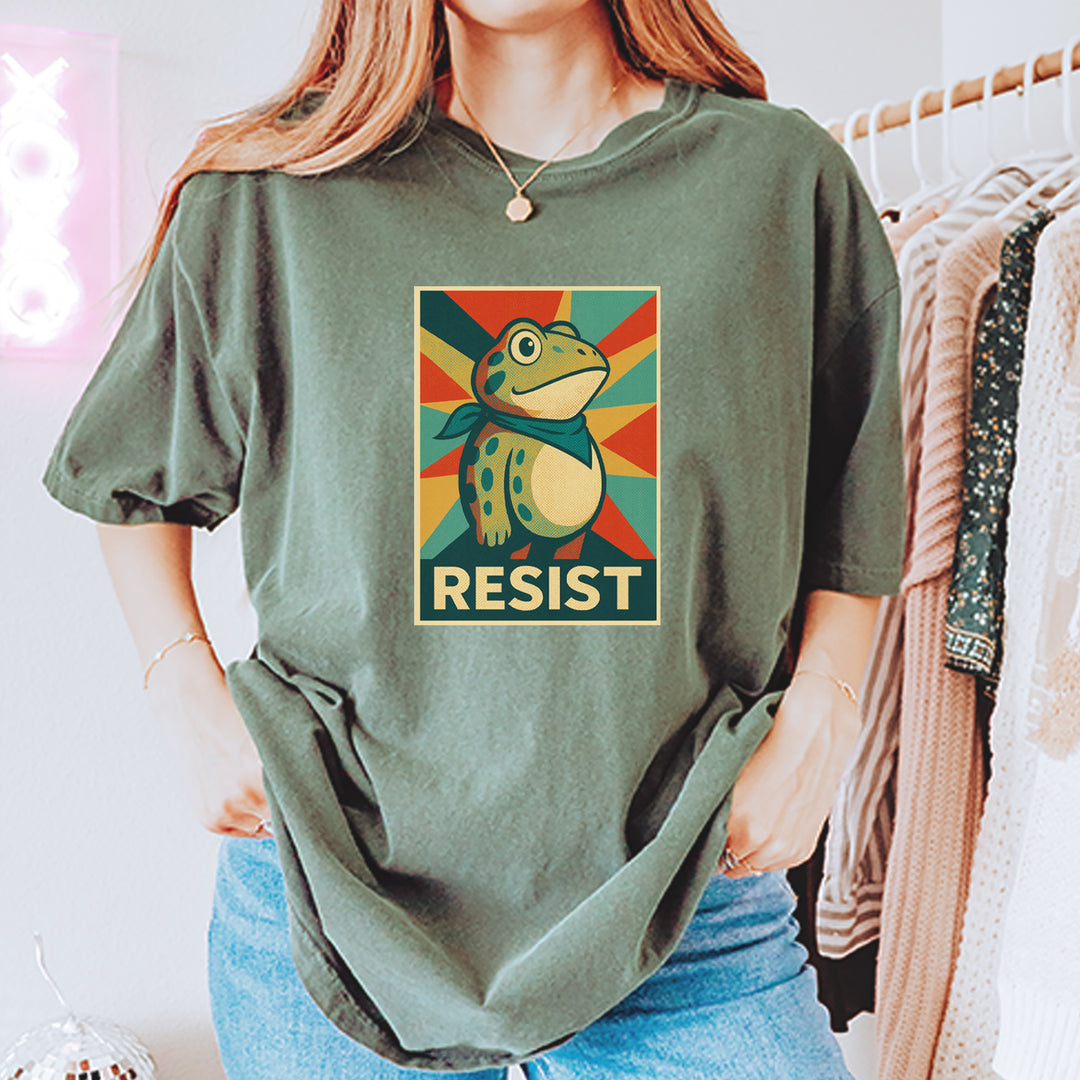 Resist Portland Protest Frog Vintage Soft Unisex T-shirt 