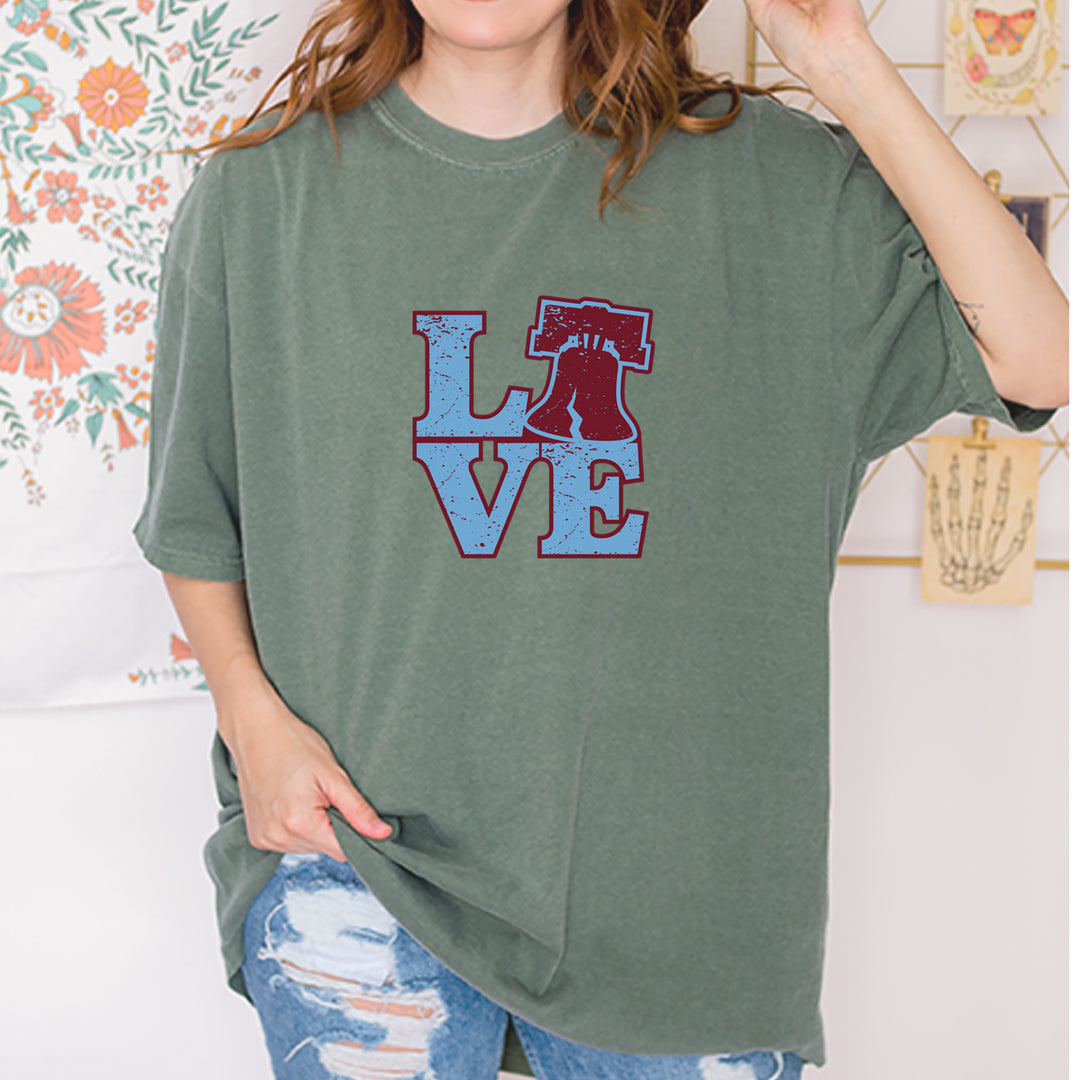 Love Philly Liberty Bell Vintage Soft Unisex T-shirt 