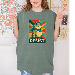 Resist Portland Protest Frog Vintage Soft Unisex T-shirt 