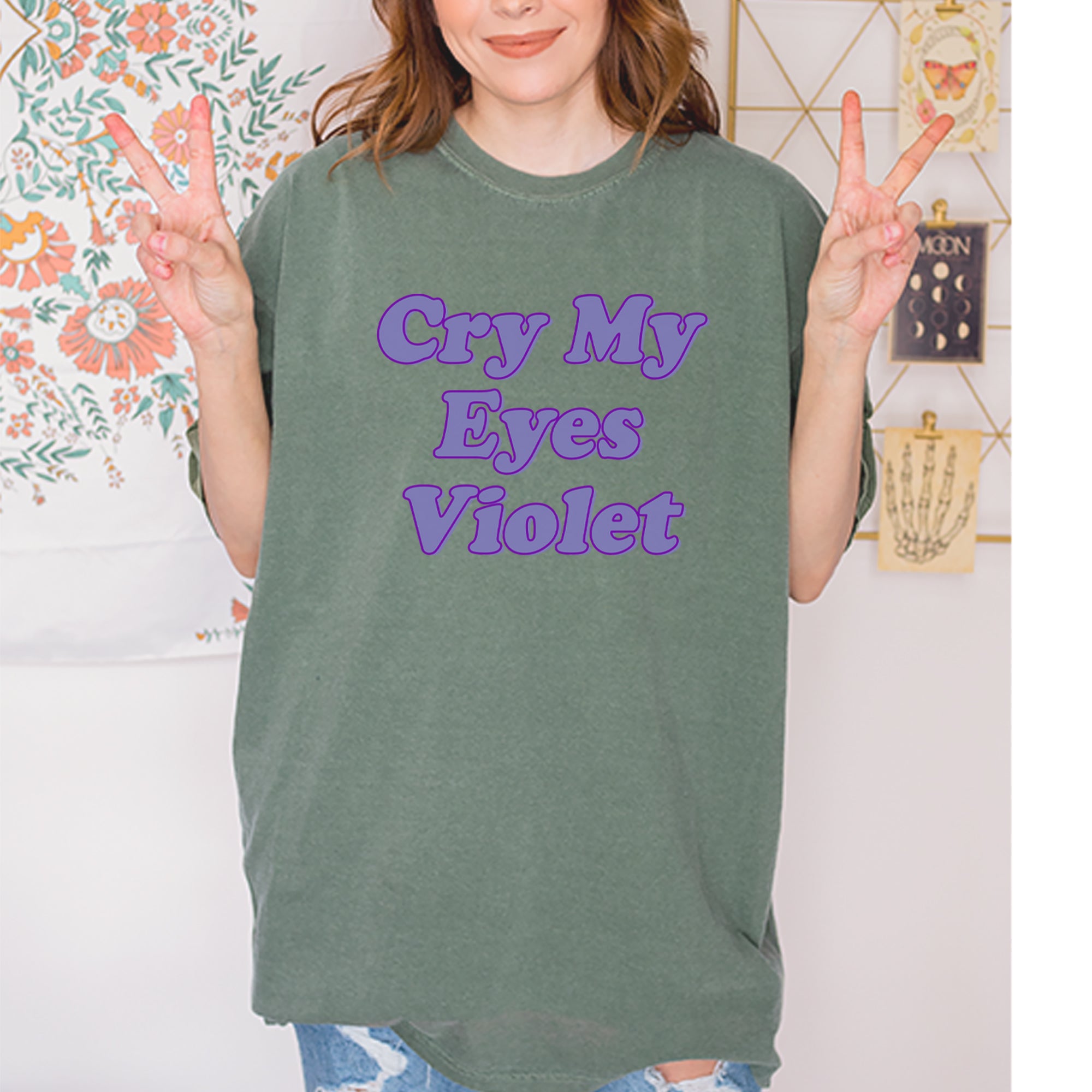 Cry My Eyes Violet Drama Queen Vintage Soft Unisex T-shirt 