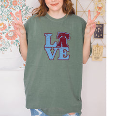 Love Philly Liberty Bell Vintage Soft Unisex T-shirt 
