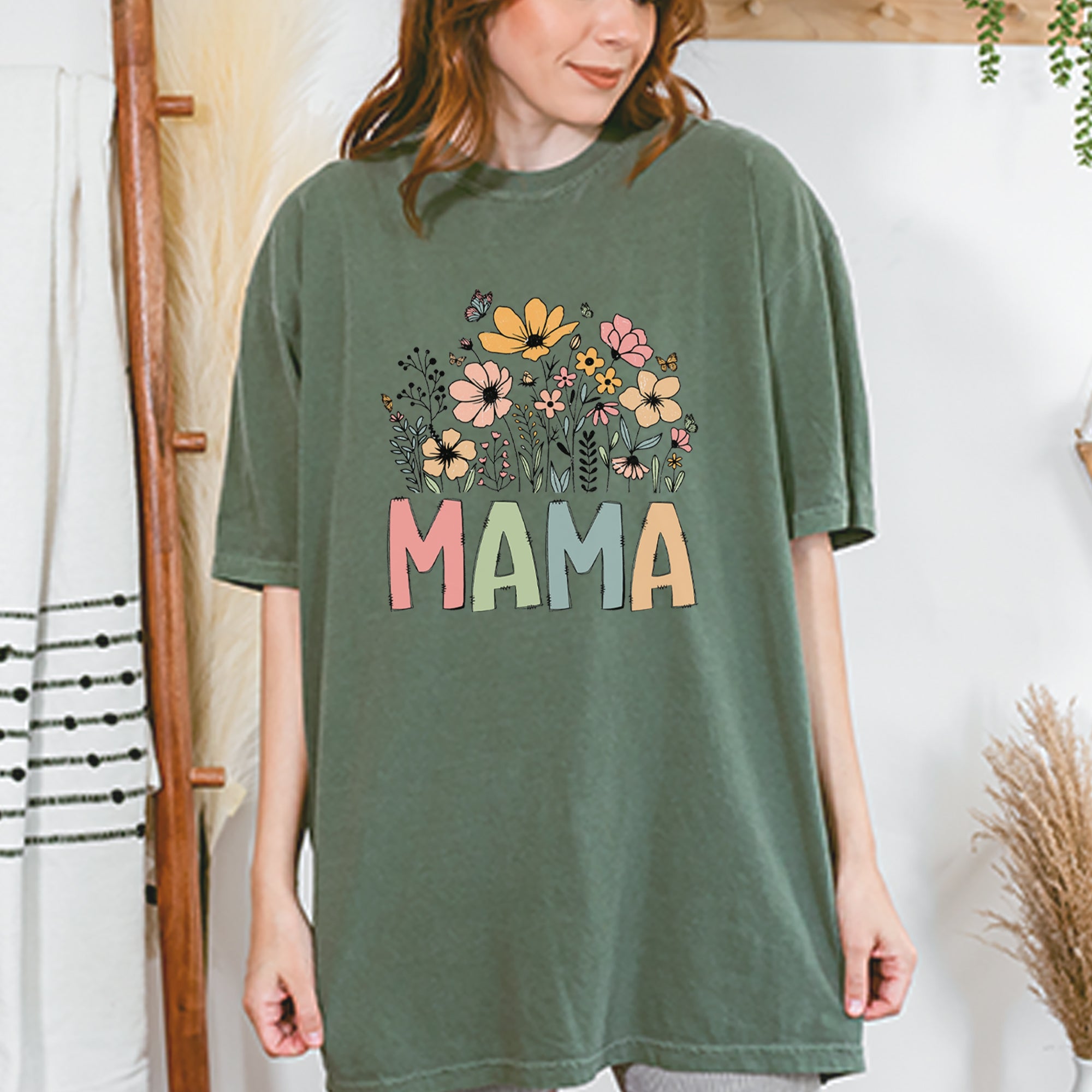 Mama Wildflower Retro Flower Vintage Soft Unisex T-shirt 