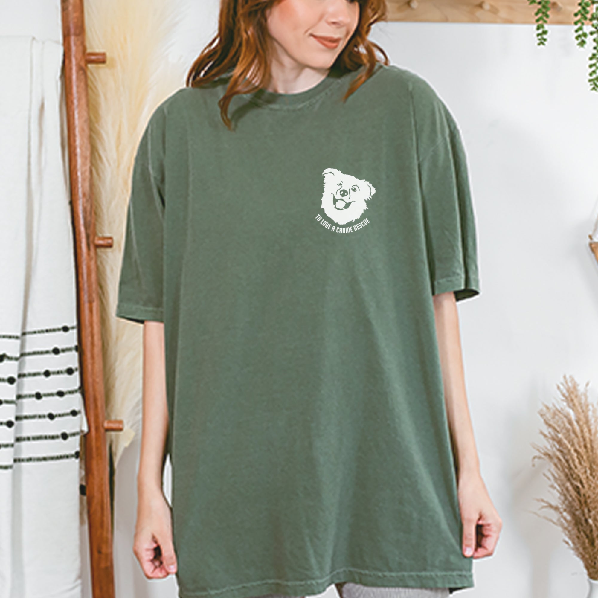 TLC Chelsea's Barking Back Vintage Soft Unisex T-shirt 