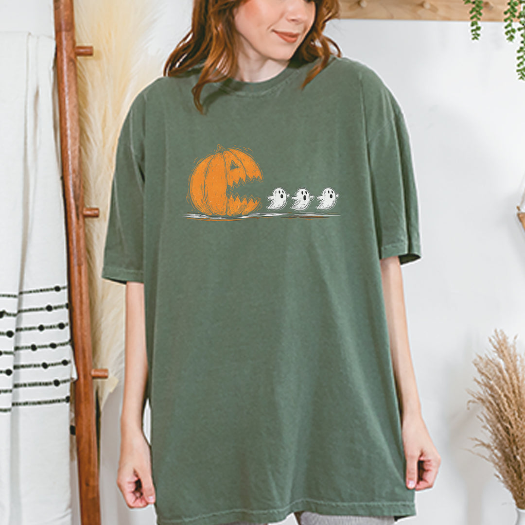 Pumpkin Pacman Chasing Ghosts Halloween Vintage Soft Unisex T-shirt 