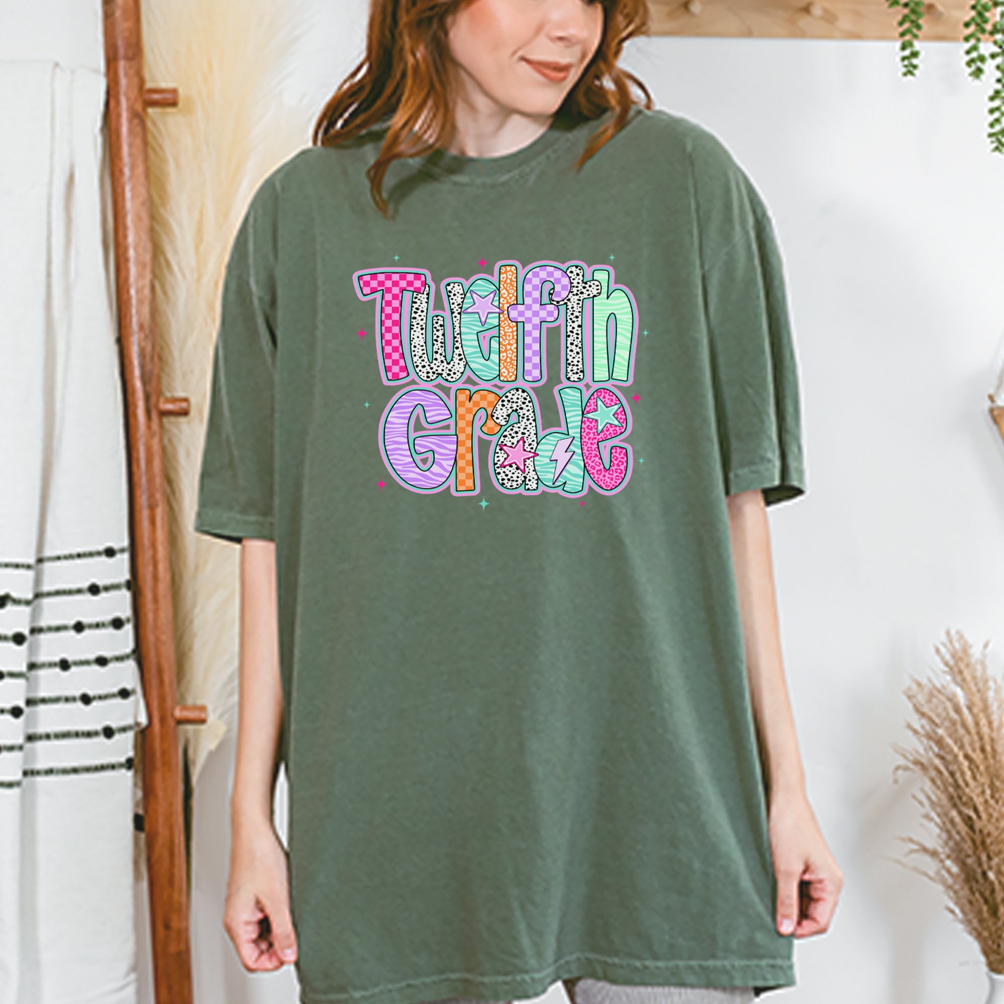 Senior Year Colorful Back to School Vintage Soft Unisex T-shirt 