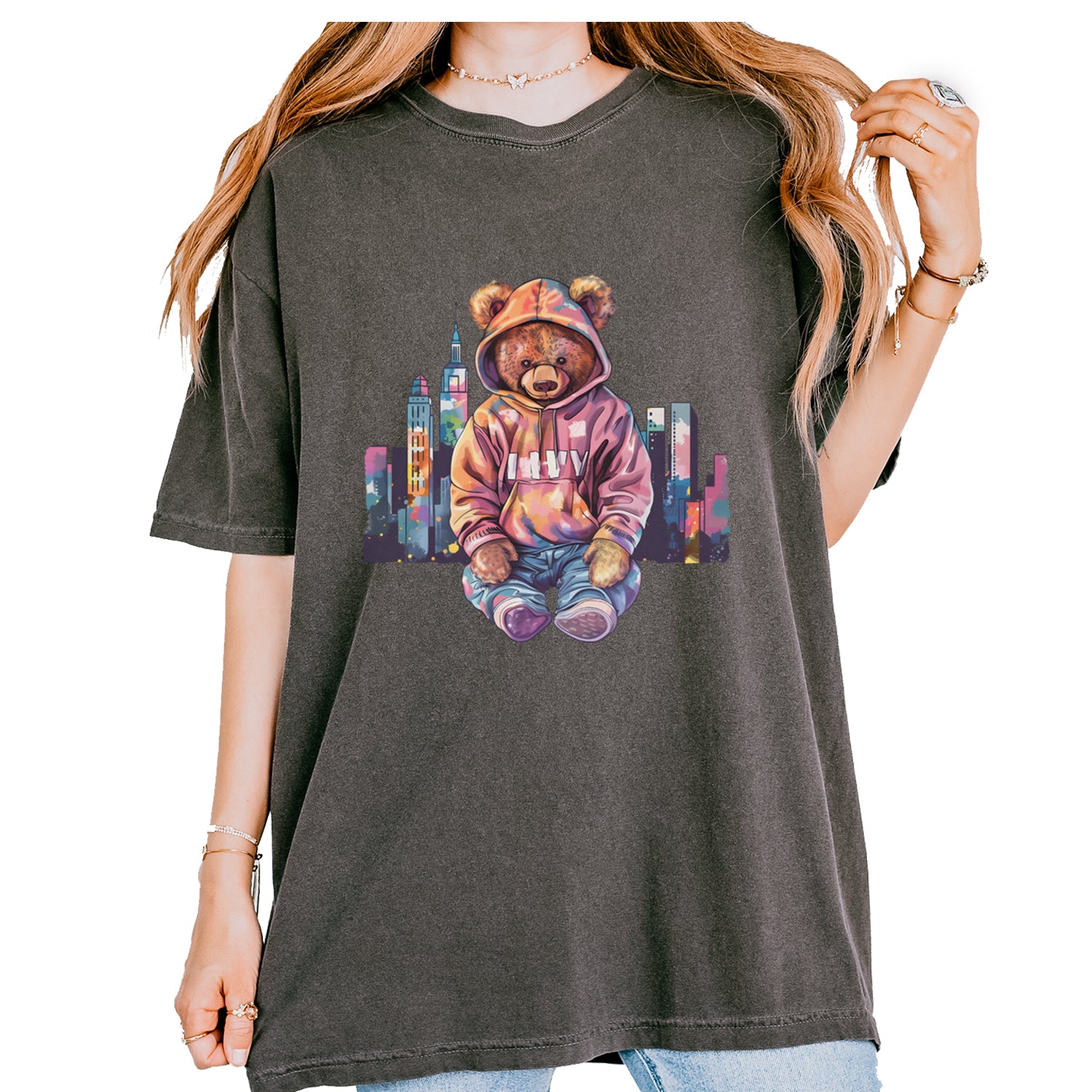 City Skyline Urban Graffiti Bear Vintage Soft Unisex T-shirt Pepper