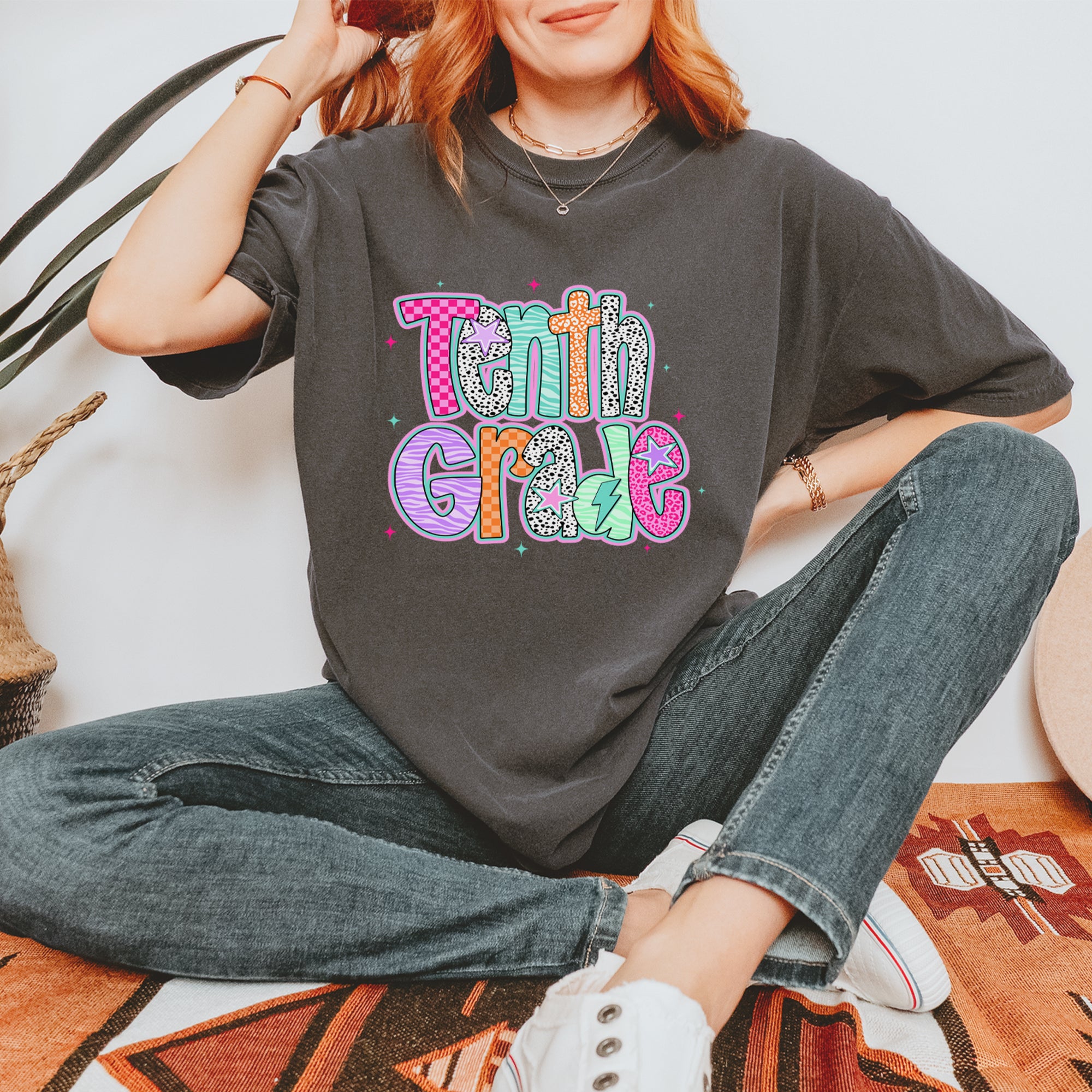 Tenth Grade Trendsetter Colorful Back to School Vintage Soft Unisex T-shirt 