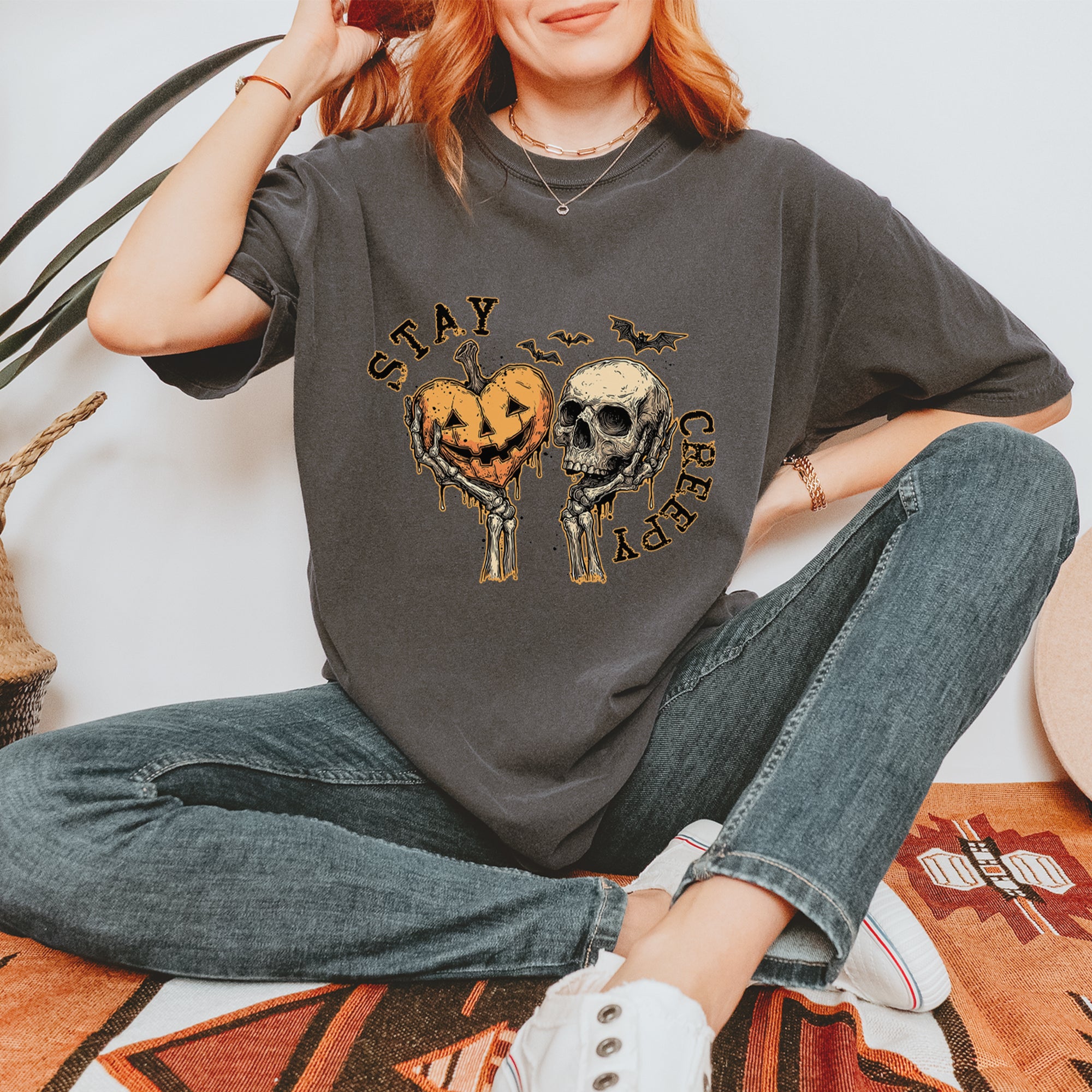 Stay Creepy Skull and Pumpkin Halloween Vintage Soft Unisex T-shirt 