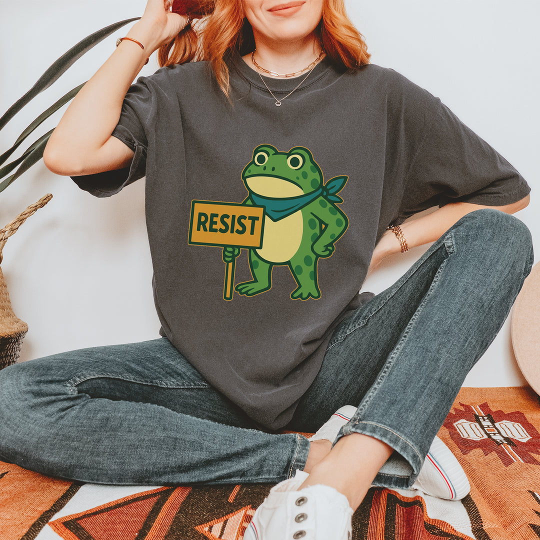 Sign Resist Meme Frog Protest Vintage Soft Unisex T-shirt 