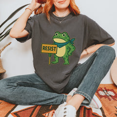 Sign Resist Meme Frog Protest Vintage Soft Unisex T-shirt 