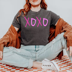 XOXO Pink Print Vintage Soft Unisex T-shirt 