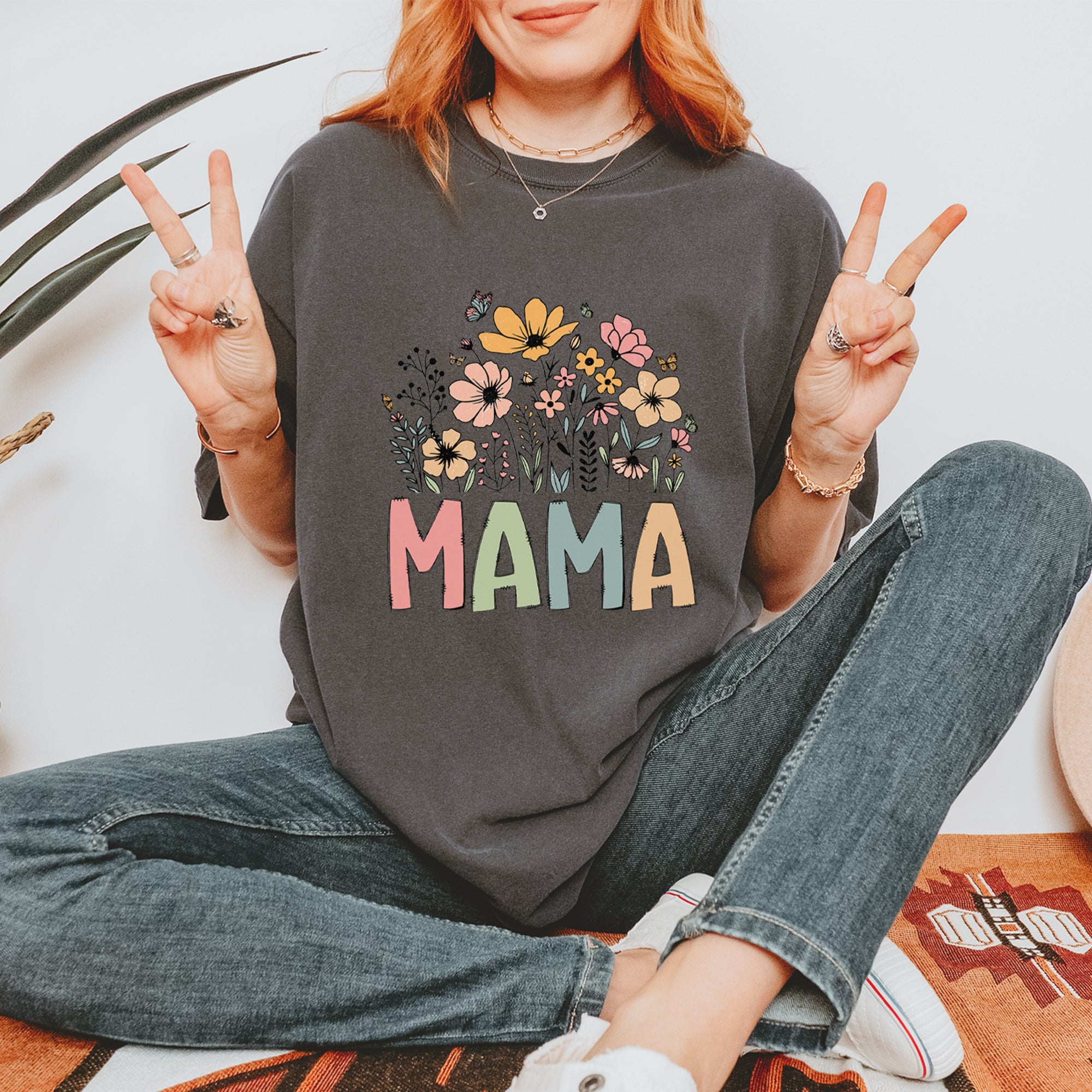 Mama Wildflower Retro Flower Vintage Soft Unisex T-shirt 