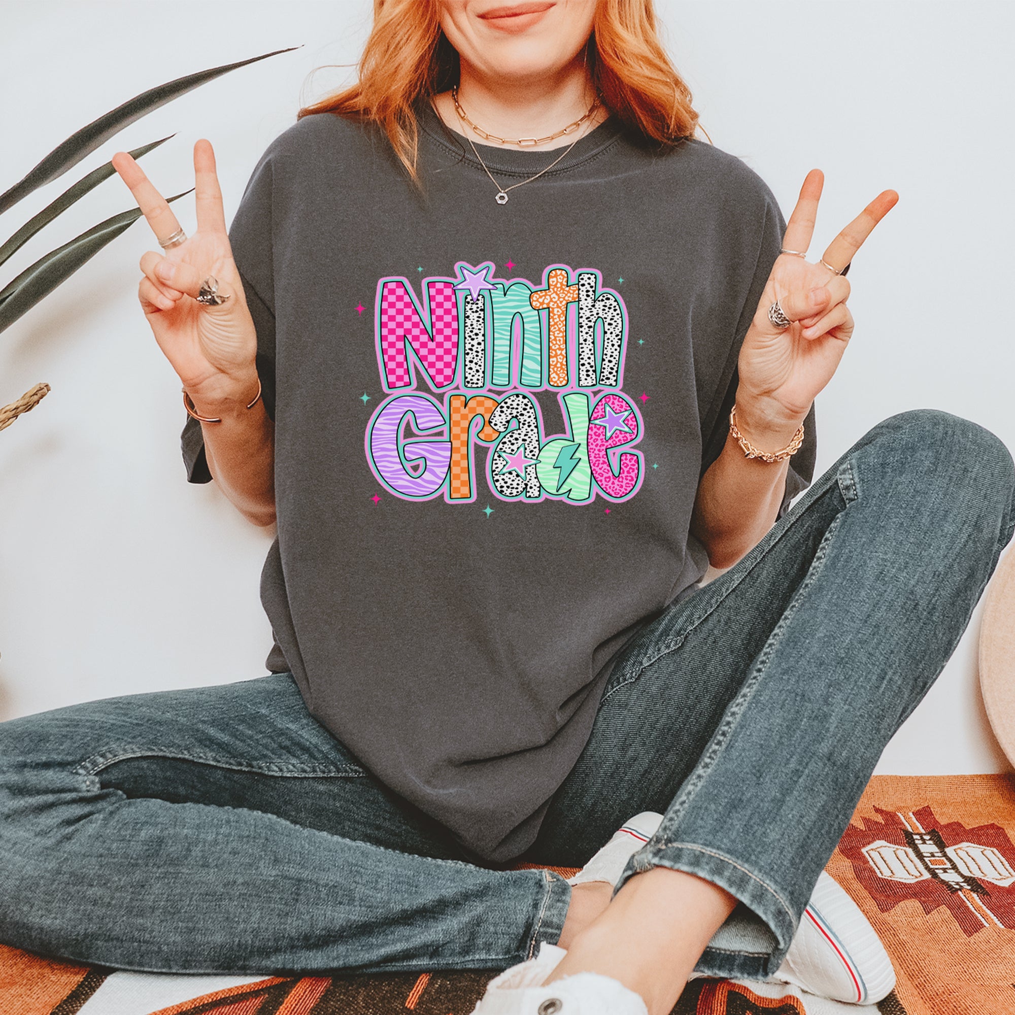 Ninth Grade Freshman Vibes Colorful Back to School Vintage Soft Unisex T-shirt 