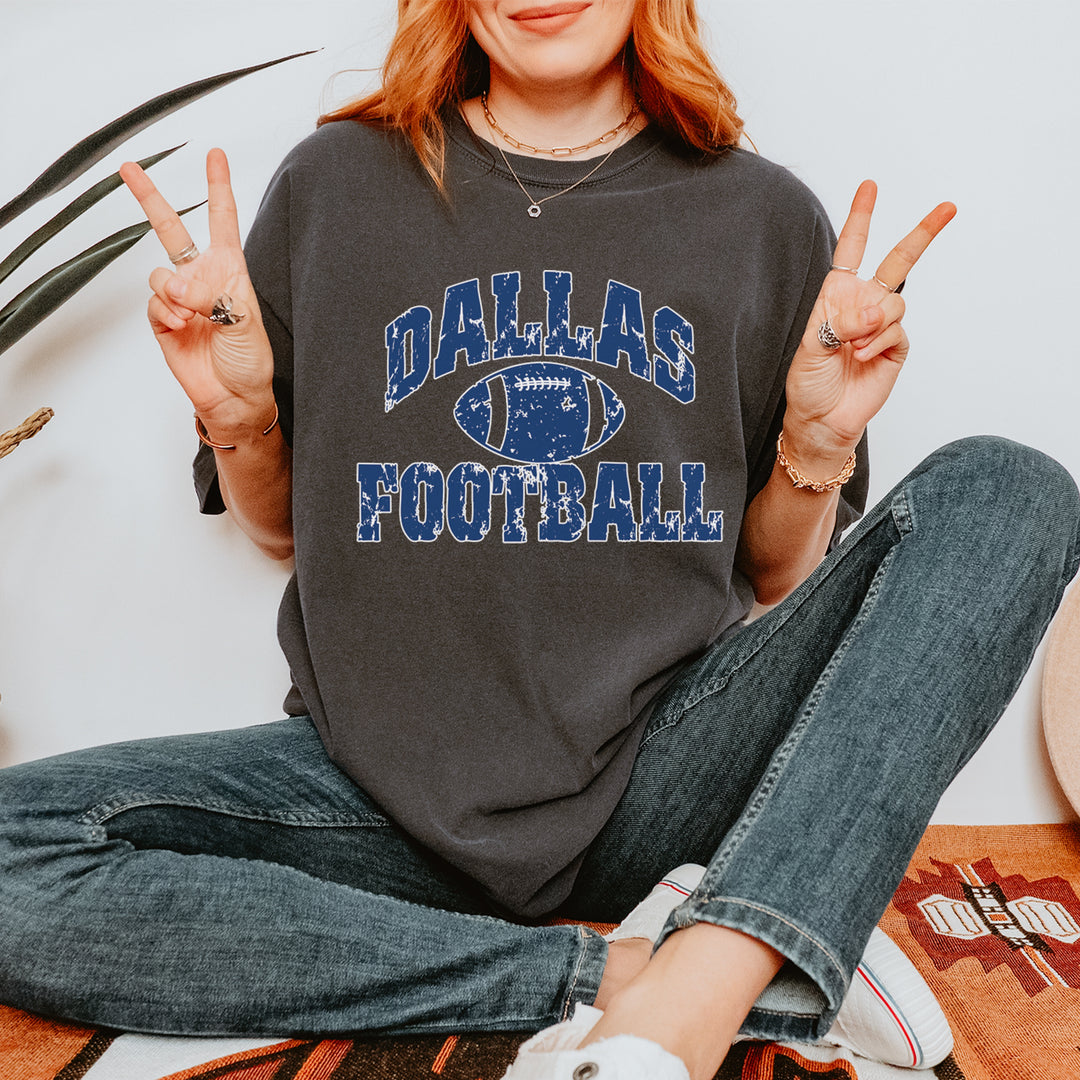 Dallas Distressed Football Vintage Soft Unisex T-shirt 