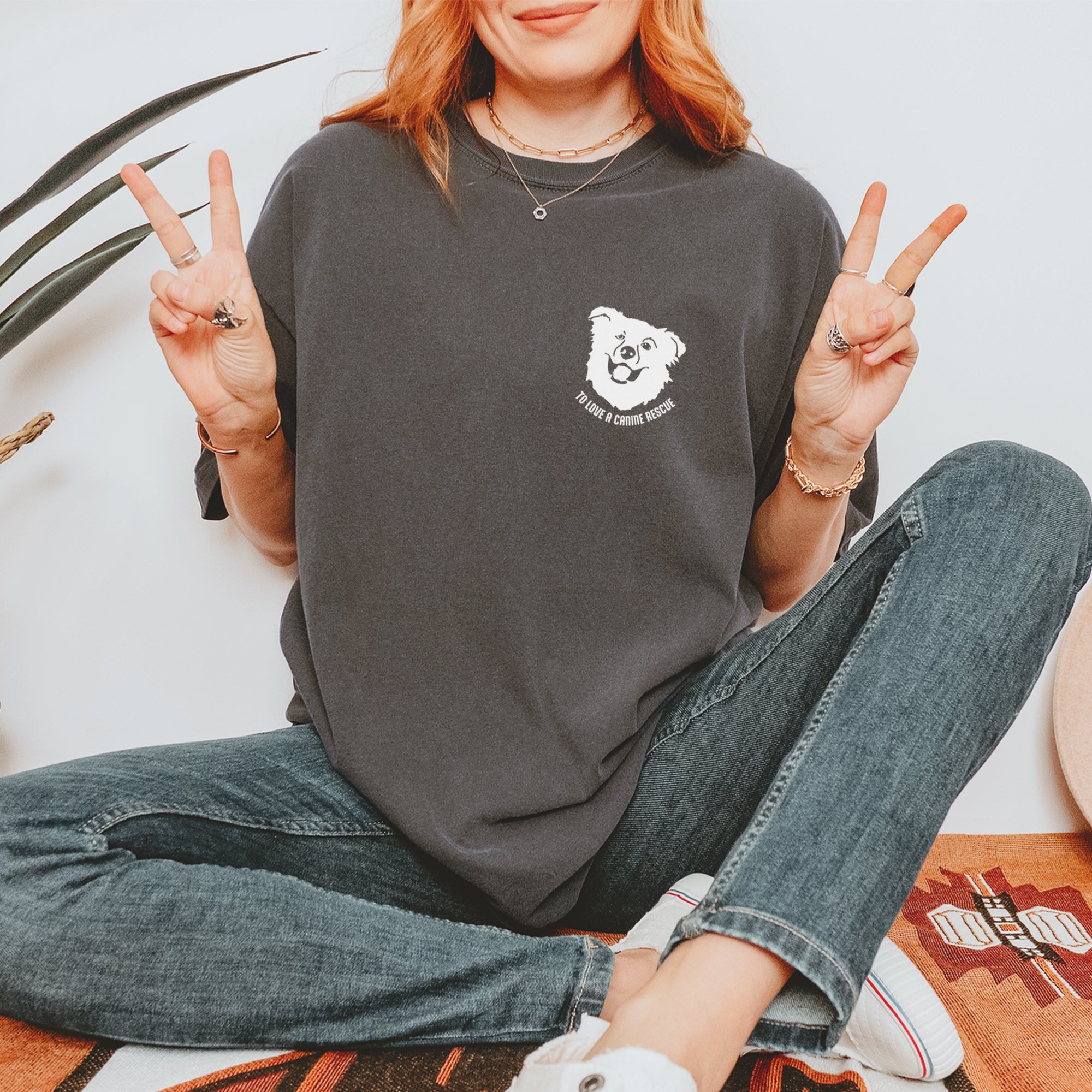 TLC Chelsea's Barking Back Vintage Soft Unisex T-shirt 