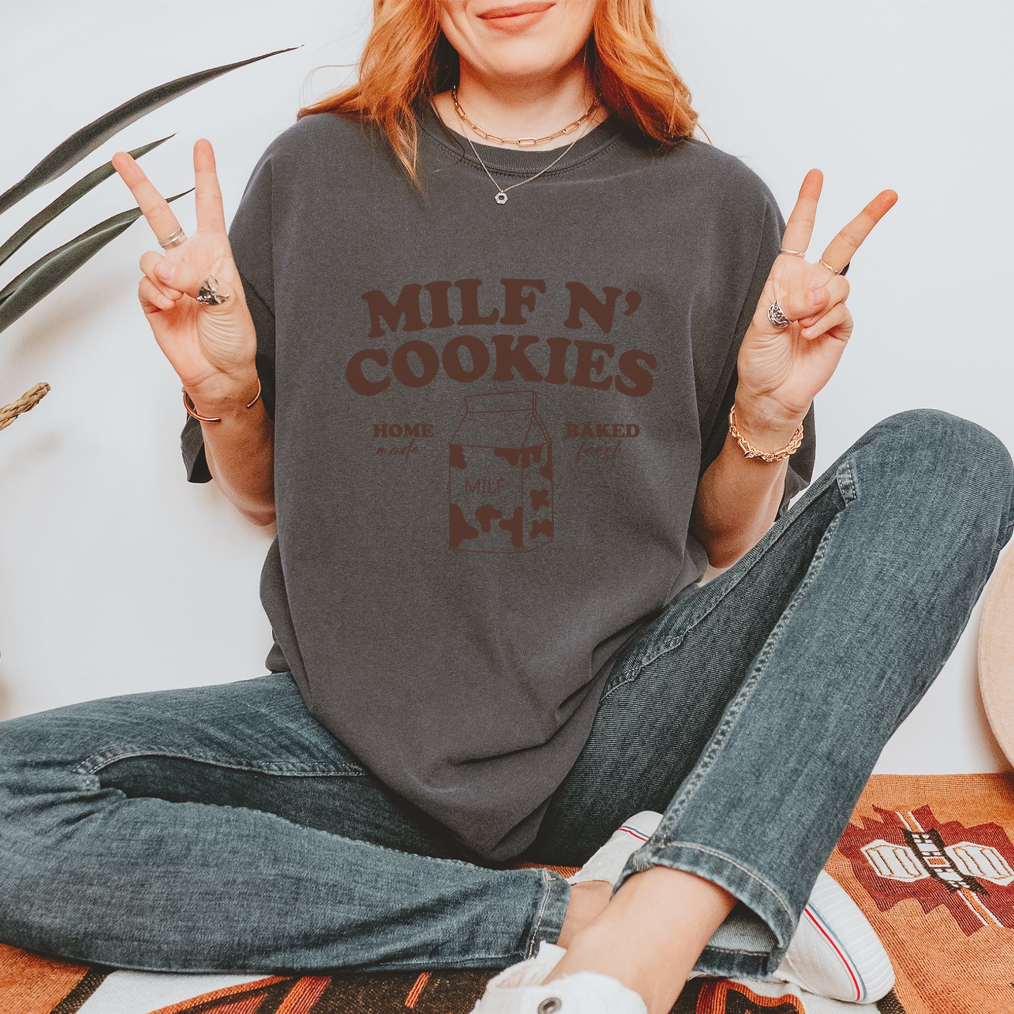 Milf And Cookies Vintage Soft Unisex T-shirt 