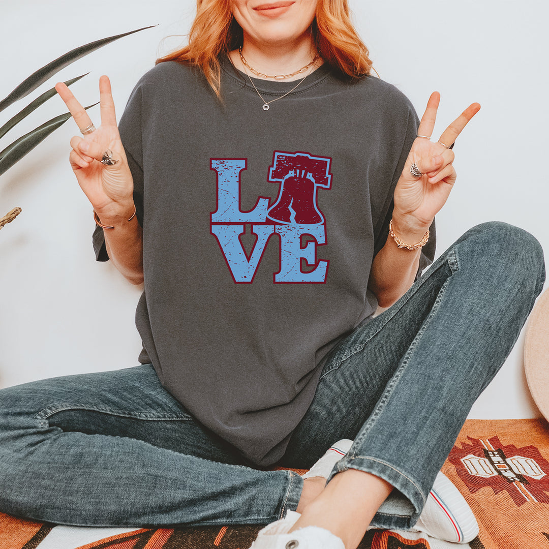 Love Philly Liberty Bell Vintage Soft Unisex T-shirt 