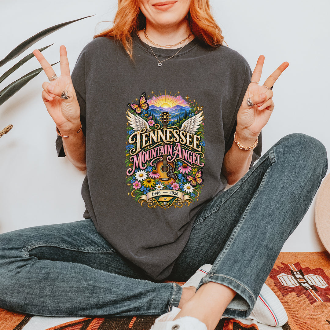 Tennessee Mountain Angel Wings Dolly Vintage Soft Unisex T-shirt 