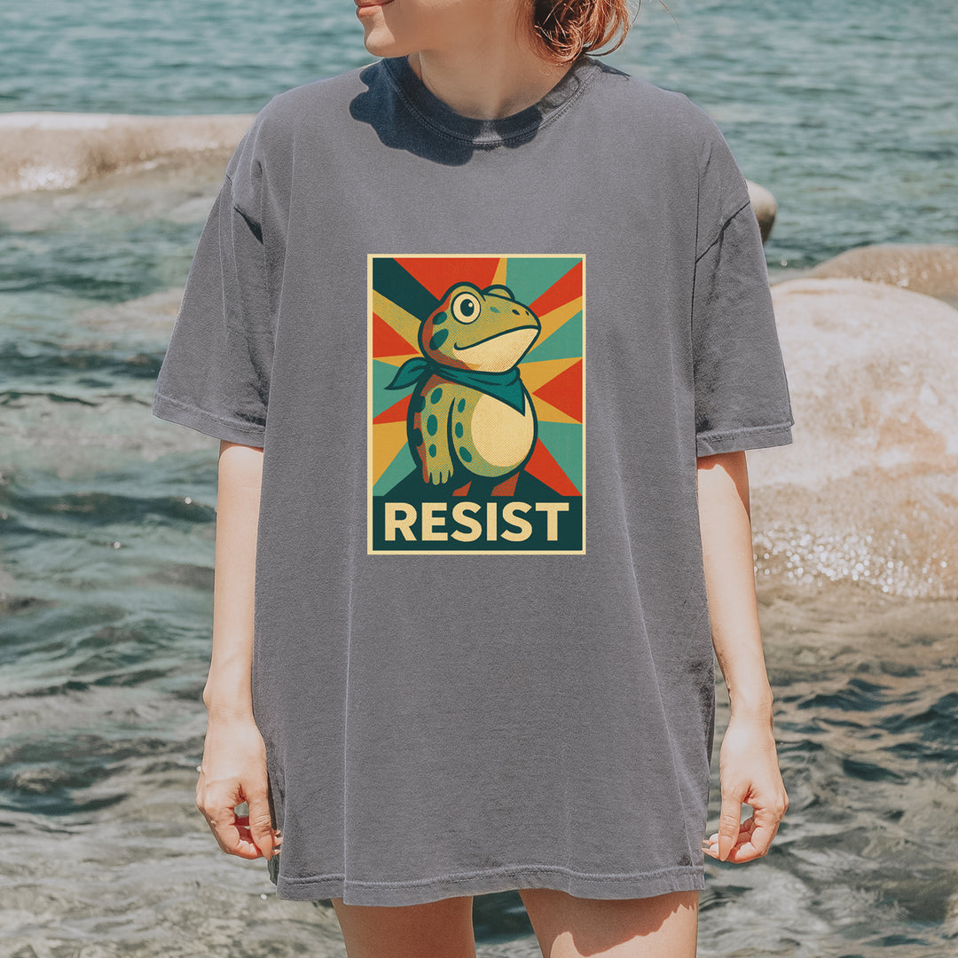 Resist Portland Protest Frog Vintage Soft Unisex T-shirt 