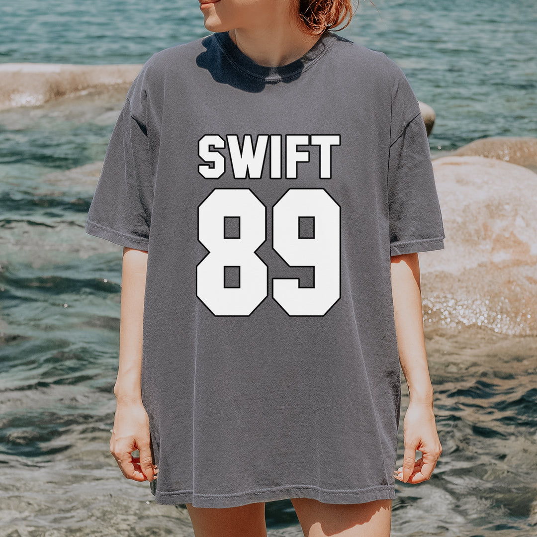 Swift 89 Birth Year Music Fan Era Poets Department Lover Vintage Soft Unisex T-shirt 