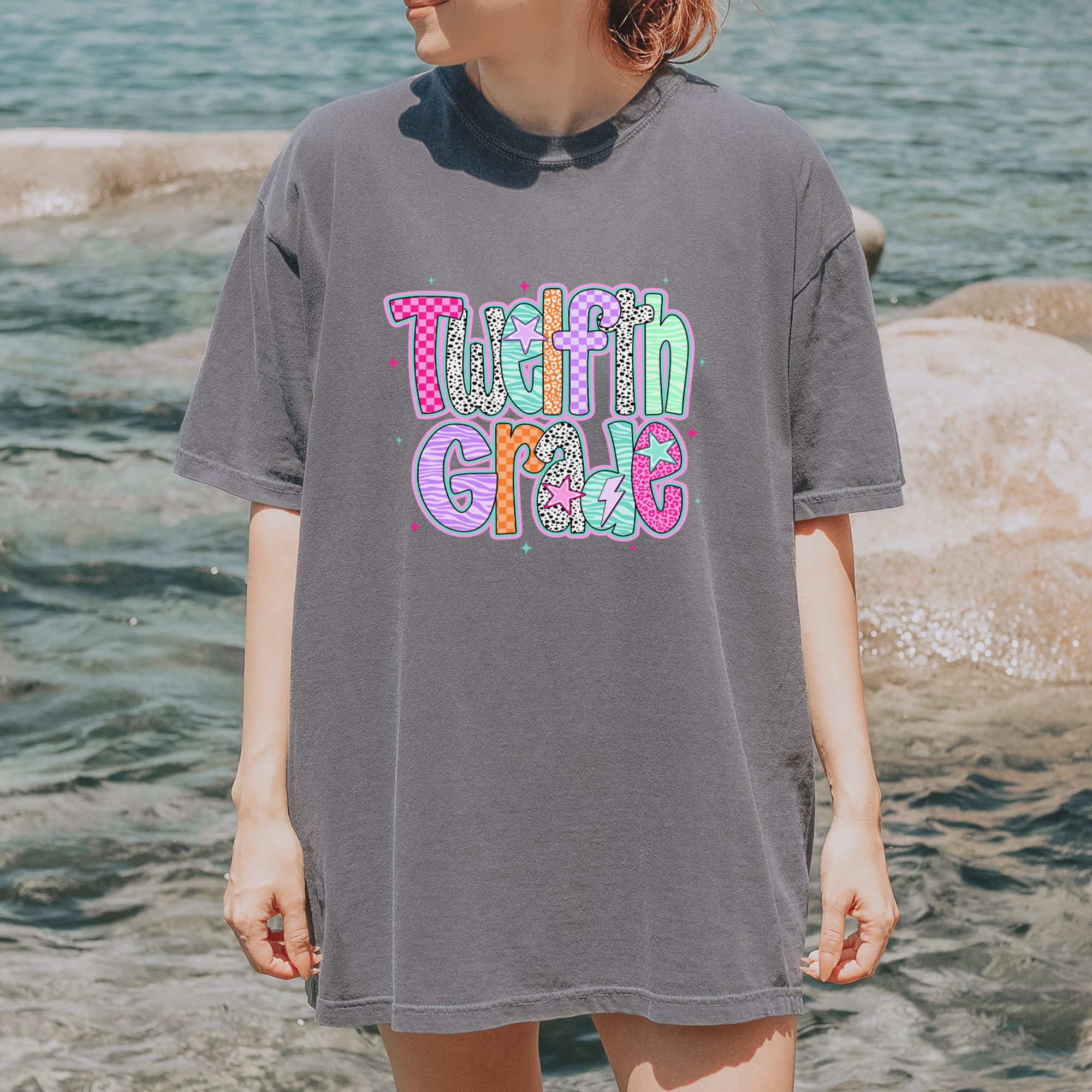 Senior Year Colorful Back to School Vintage Soft Unisex T-shirt 