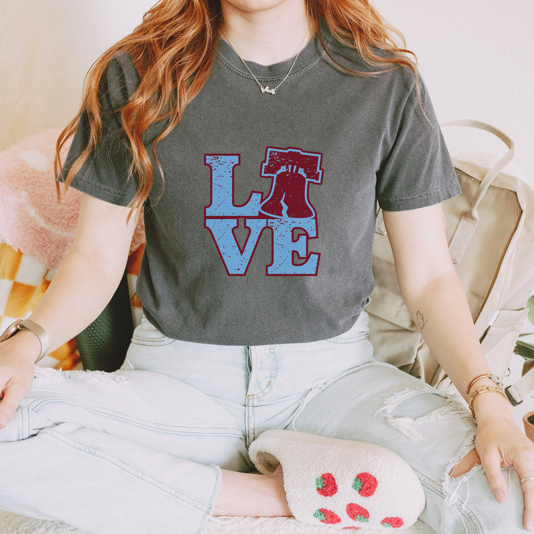 Love Philly Liberty Bell Vintage Soft Unisex T-shirt 