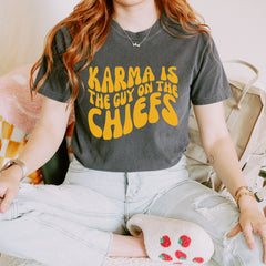 Karma Is The Guy On The Chiefs Boyfriend Vintage Soft Unisex T-shirt 