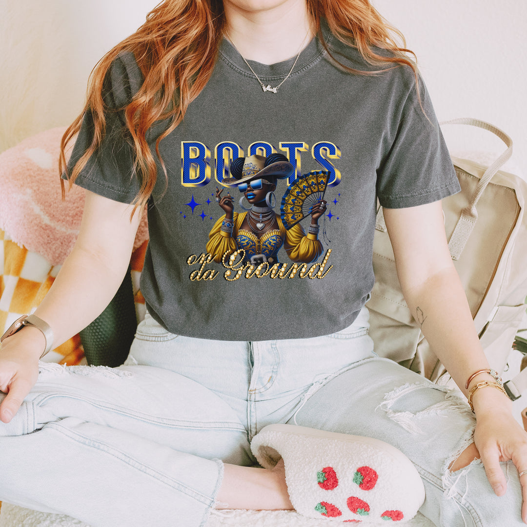 Boots On Da Ground Folding Fan Vintage Soft Unisex T-shirt 