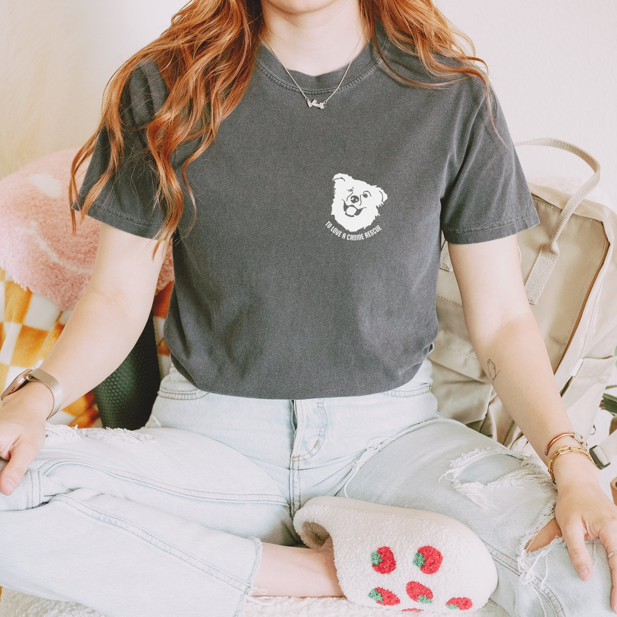 TLC Chelsea's Barking Back Vintage Soft Unisex T-shirt 