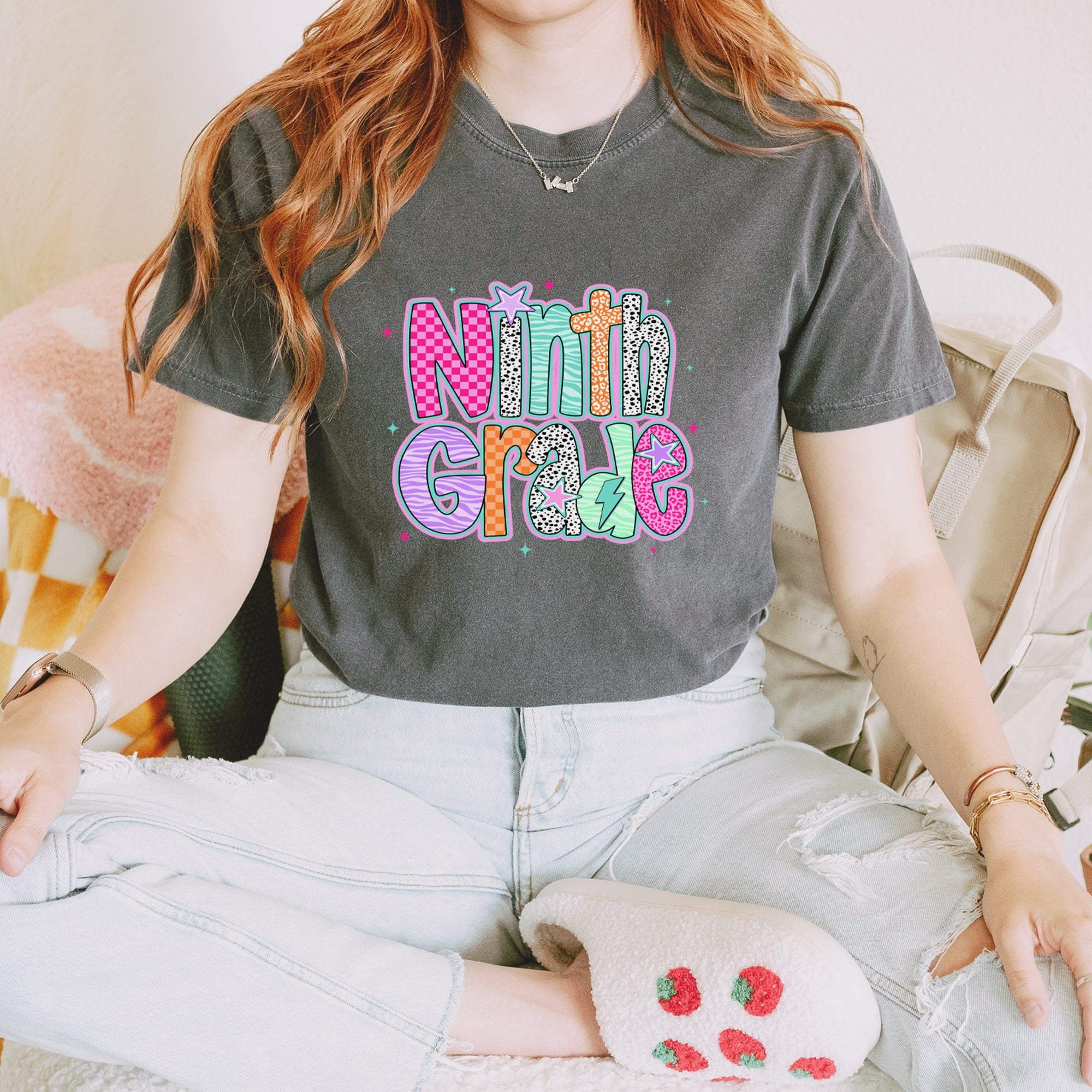 Ninth Grade Freshman Vibes Colorful Back to School Vintage Soft Unisex T-shirt 