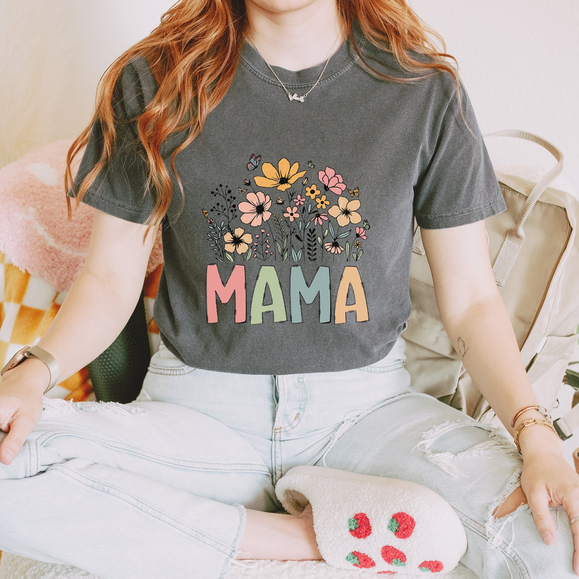 Mama Wildflower Retro Flower Vintage Soft Unisex T-shirt 