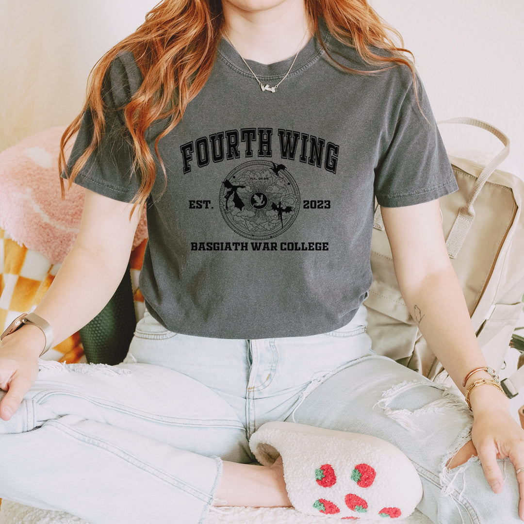 Fourth Wing Basgiath War College Vintage Soft Unisex T-shirt